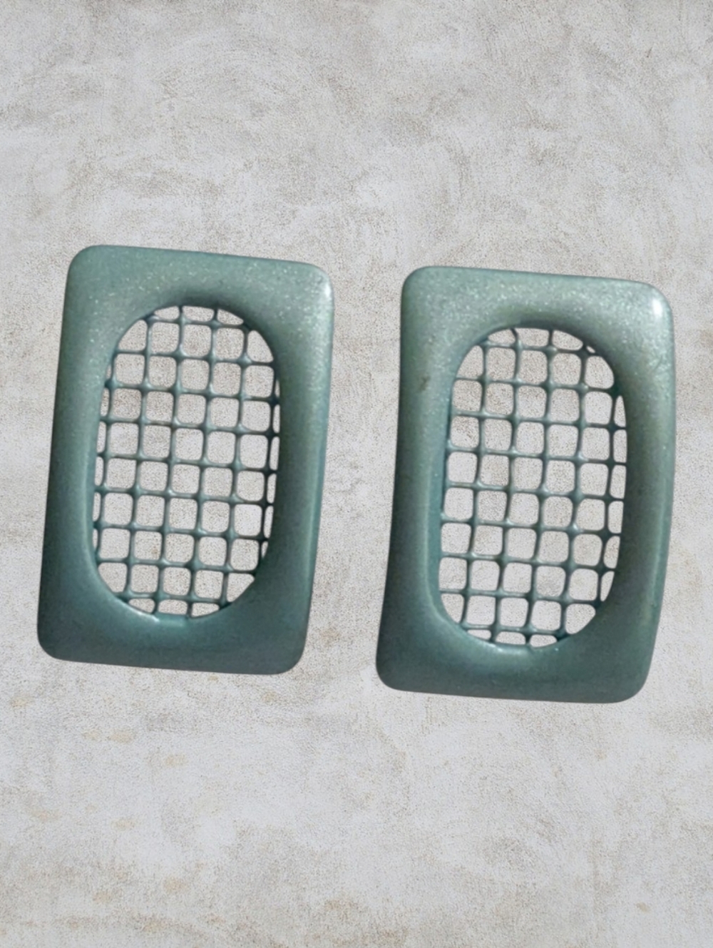 1980s Vintage Aqua Blue Pearlized Rectangular Mesh Earrings